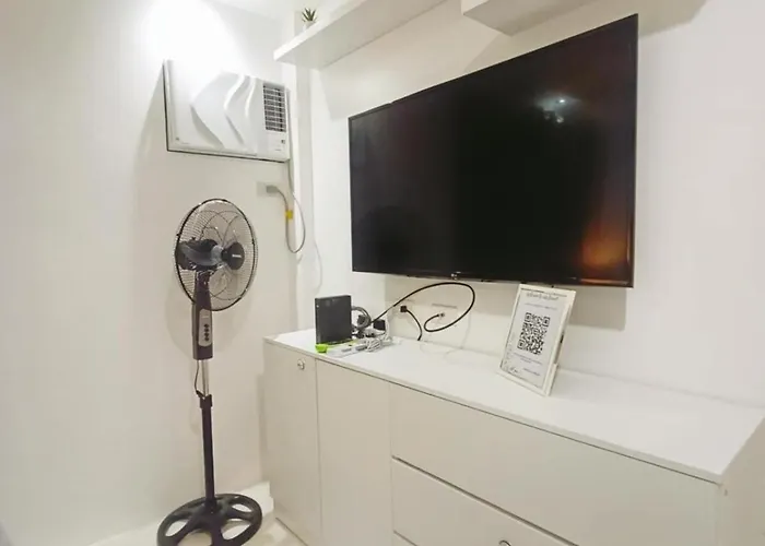 Stylish And Budget Friendly Unit At Persimmon アパート *